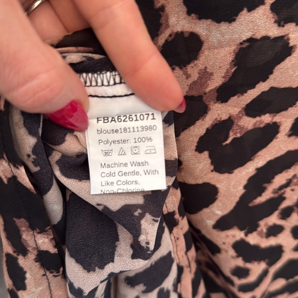 Leopard Print Button-Up Blouse - Picture 11 of 13